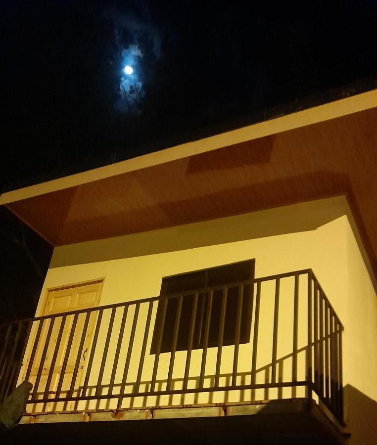 Cabinas Playa Agujas Apartment Quebrada Ganado Luaran gambar