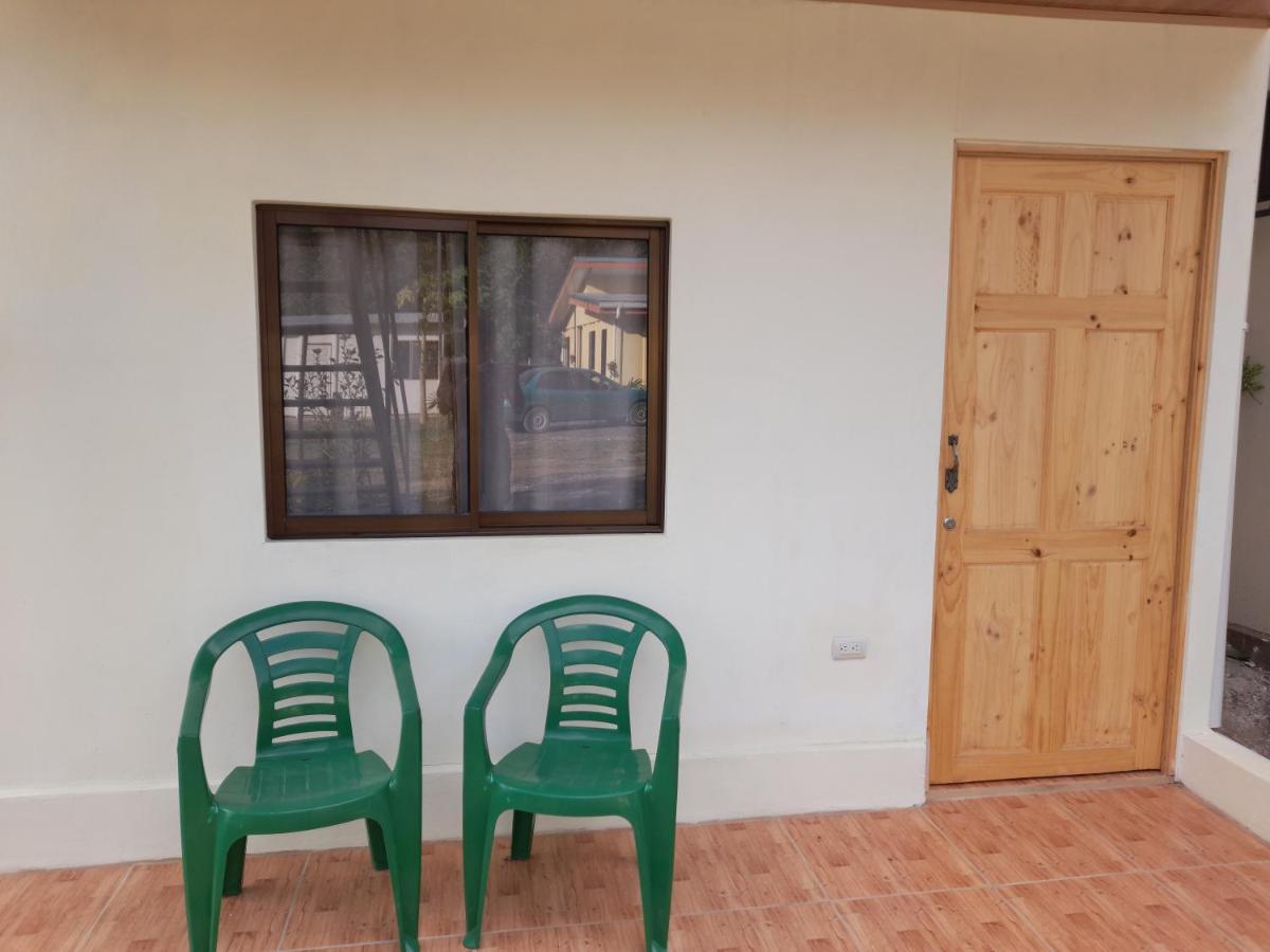 Cabinas Playa Agujas Apartment Quebrada Ganado Luaran gambar