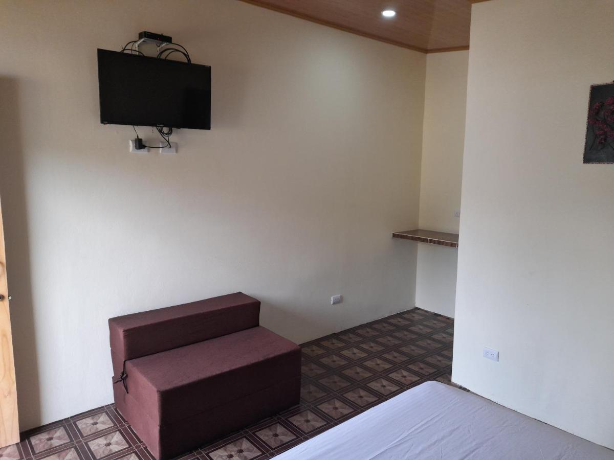 Cabinas Playa Agujas Apartment Quebrada Ganado Luaran gambar